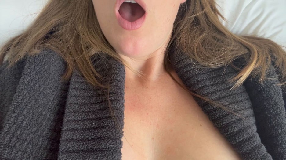 Nicolette Bloom – Mom Prefers Sons Penis